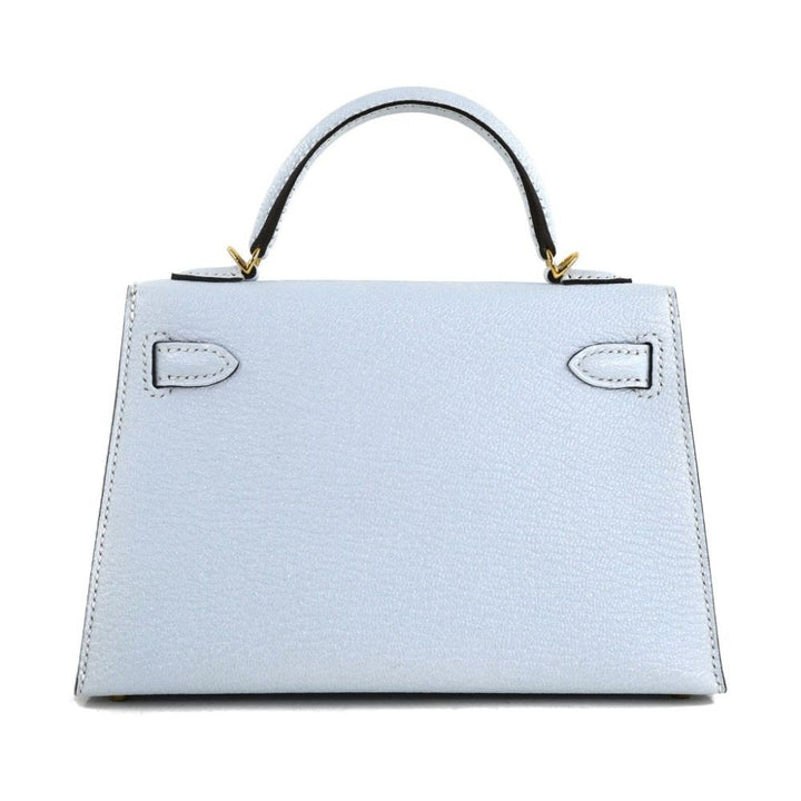 Amela: Redefining Elegance