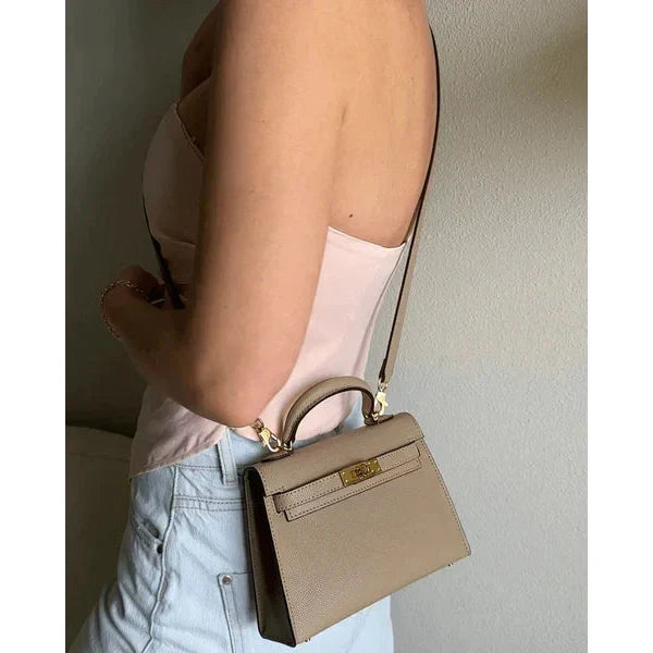 Amela: Redefining Elegance
