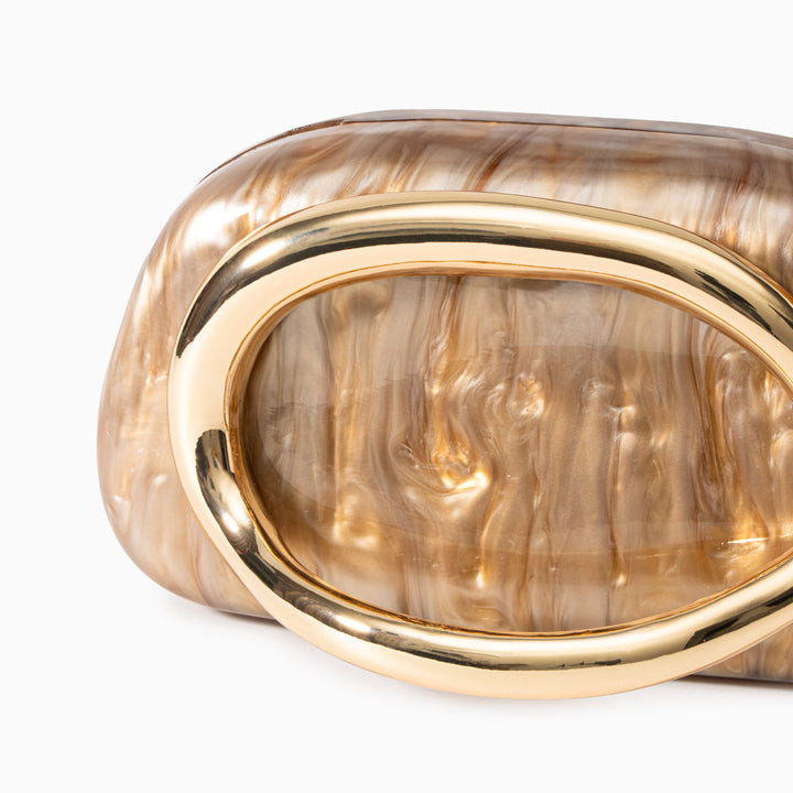 Aurelia: Redefining Elegance
