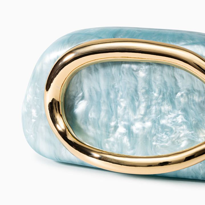 Aurelia: Redefining Elegance