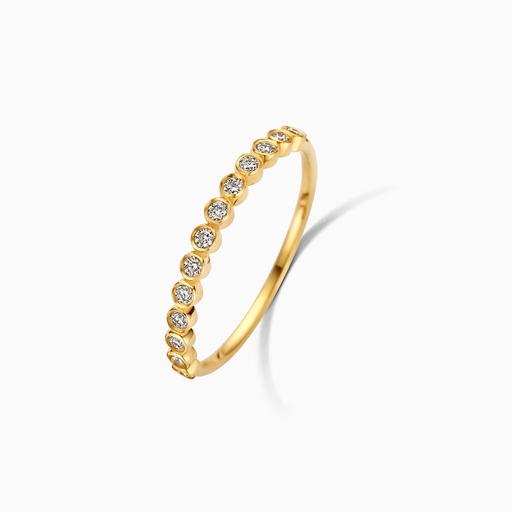 Isabianne | 18K Diamond Ring