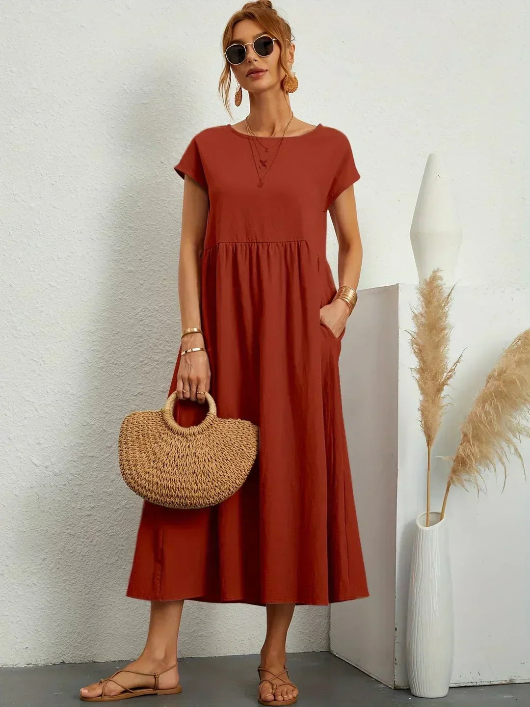 Mirei | Elegant Timeless Midi Dress