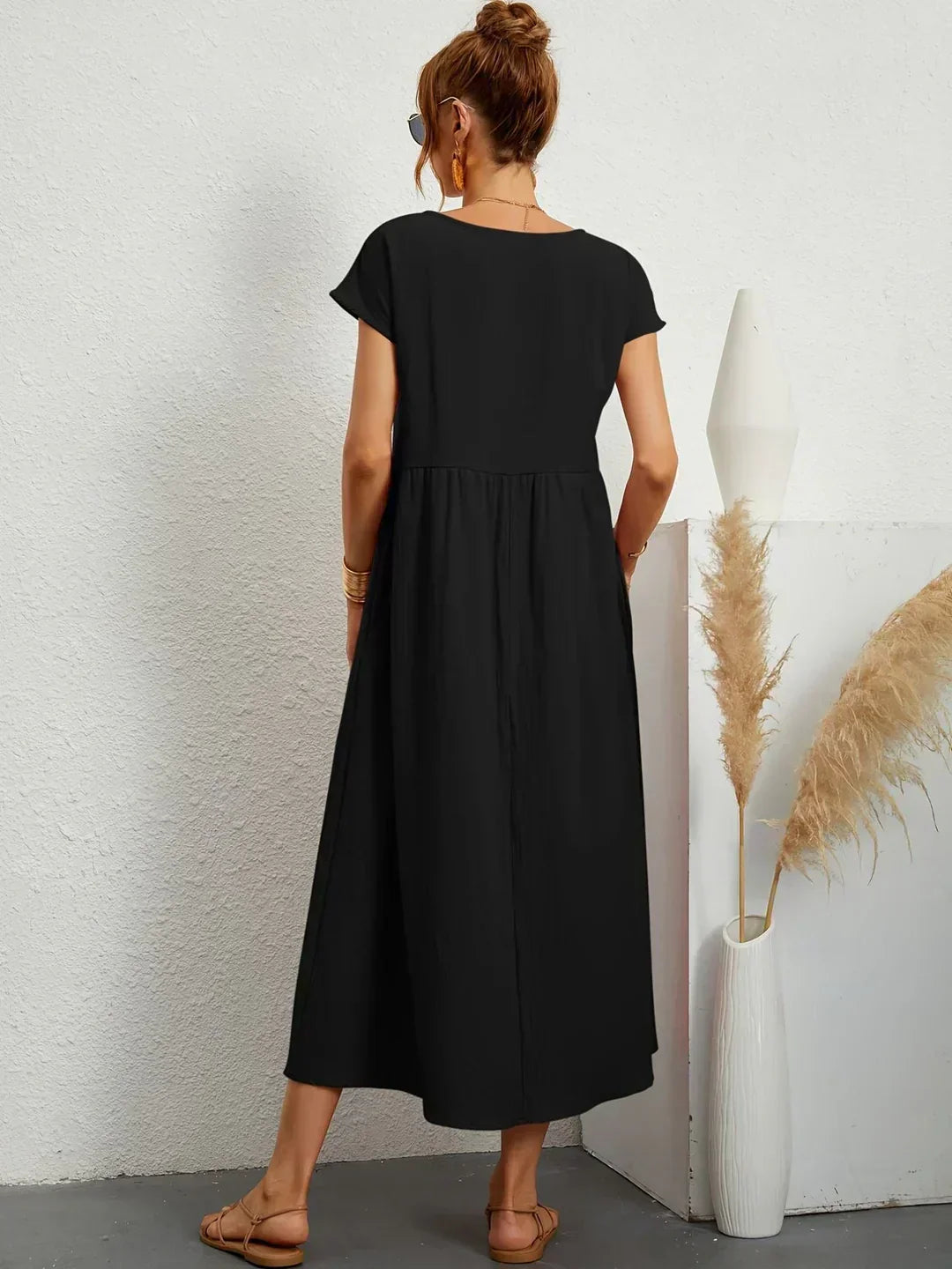 Mirei | Elegant Timeless Midi Dress