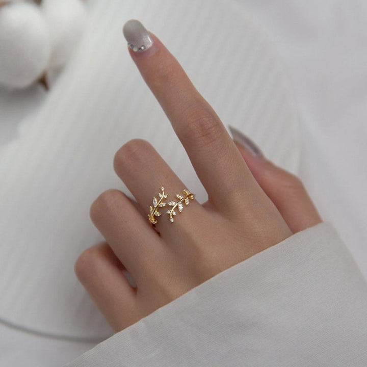 Caelirisse | 18K Gold Cubic Zirconia Ring