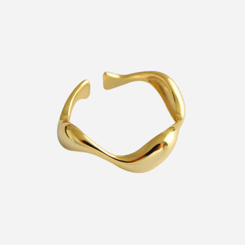 Caliseiya | 18K Yellow Gold Wave Ring